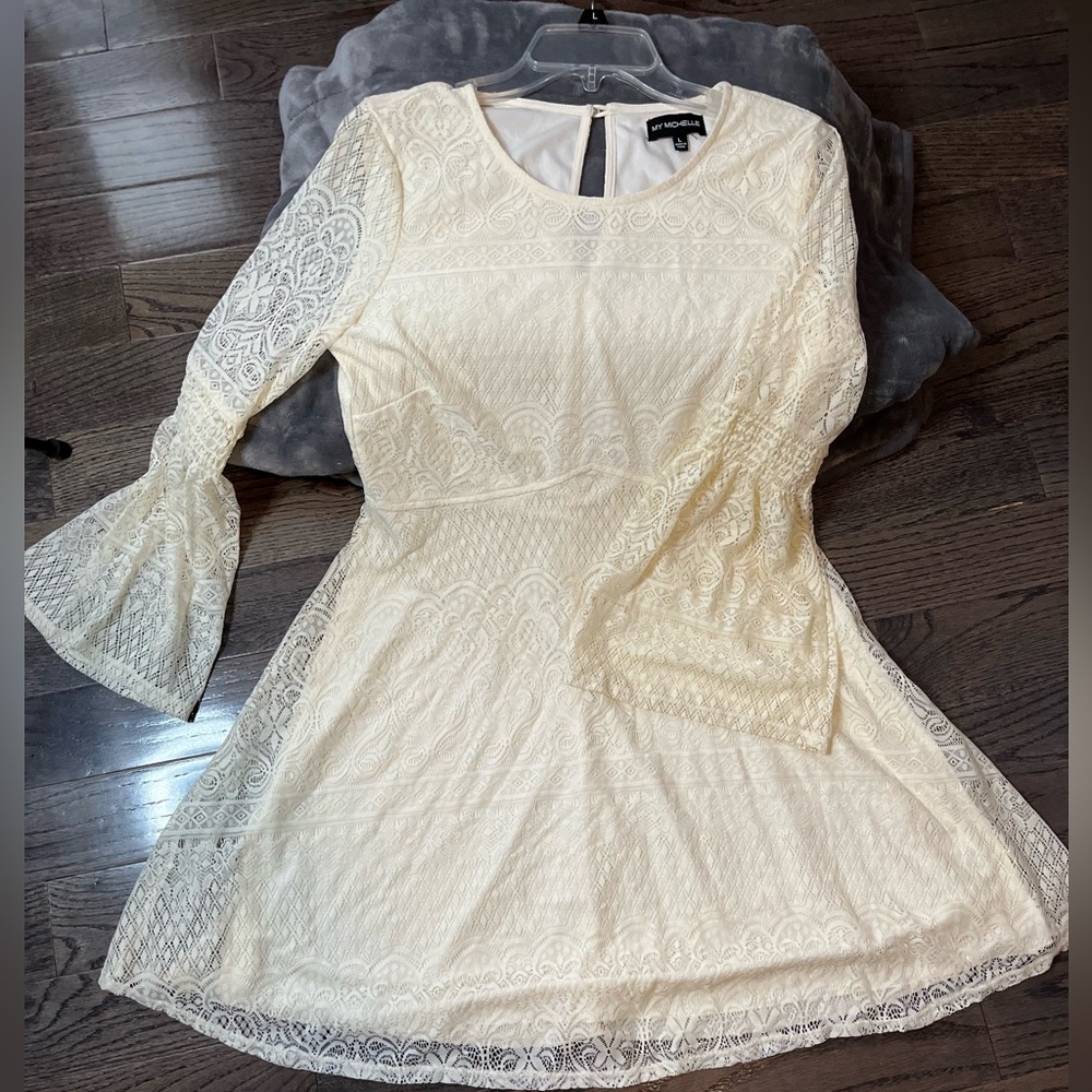 LACE Dress